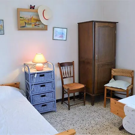 Апартаменты Bormes-les-mimosas, 4 Pieces, 6 Personnes - Fr-1-251-209 *